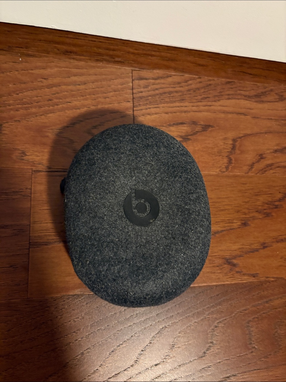Beats by Dre Felt Gray Headphone Case